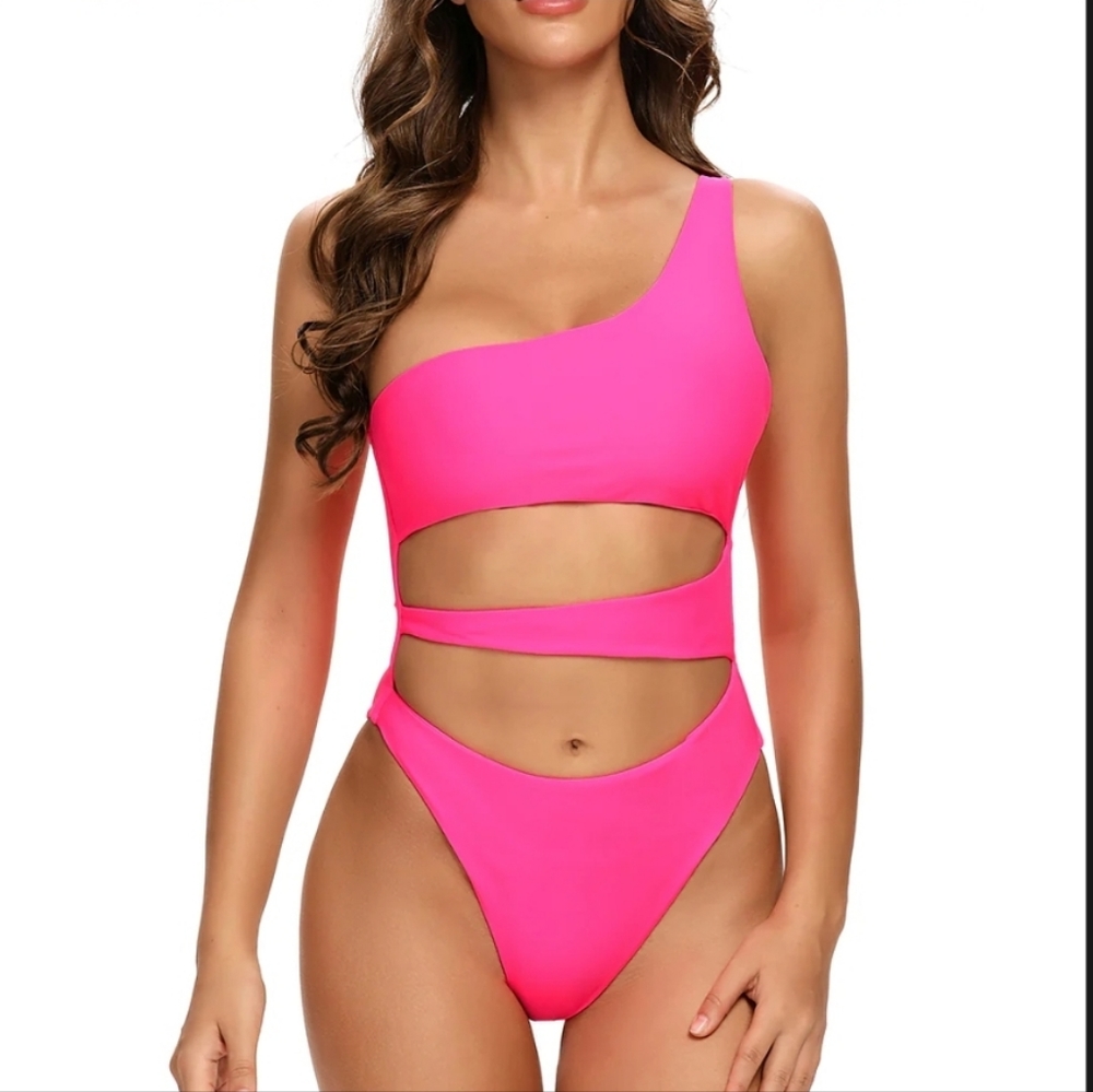 One Shoulder • Women's Medium • Cut Out • One Piece Swim Suit